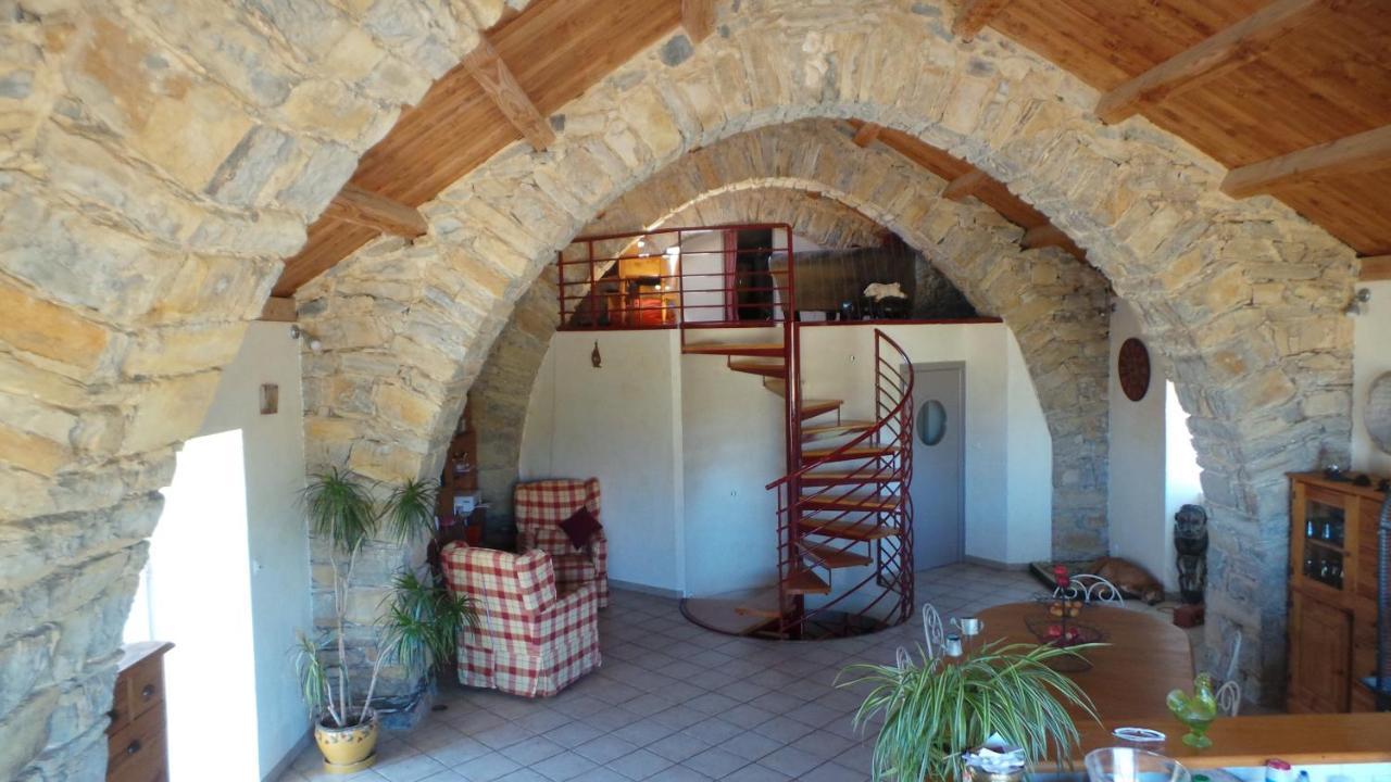 Chambre d'hôtes LES LOUVES Saint-Paul-des-Fonts Exterior foto